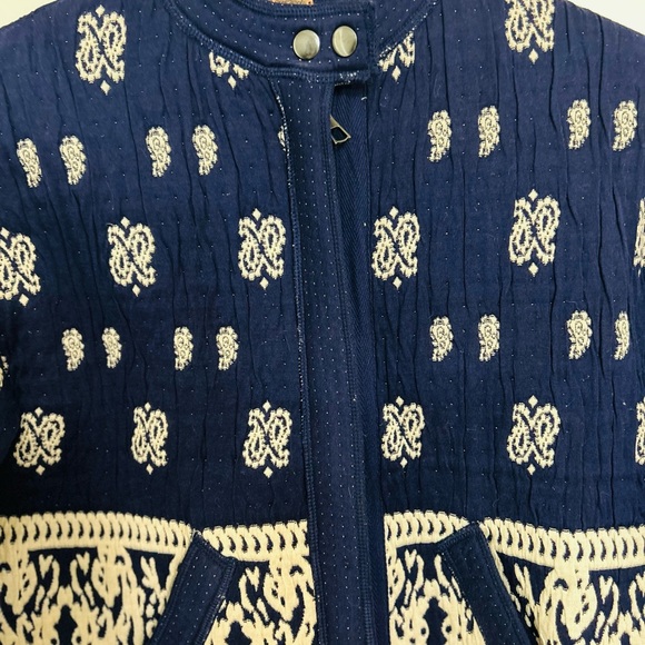 Free People Short Jacket Blue with Cream Accents. Size: 0 - Picture 2 of 8